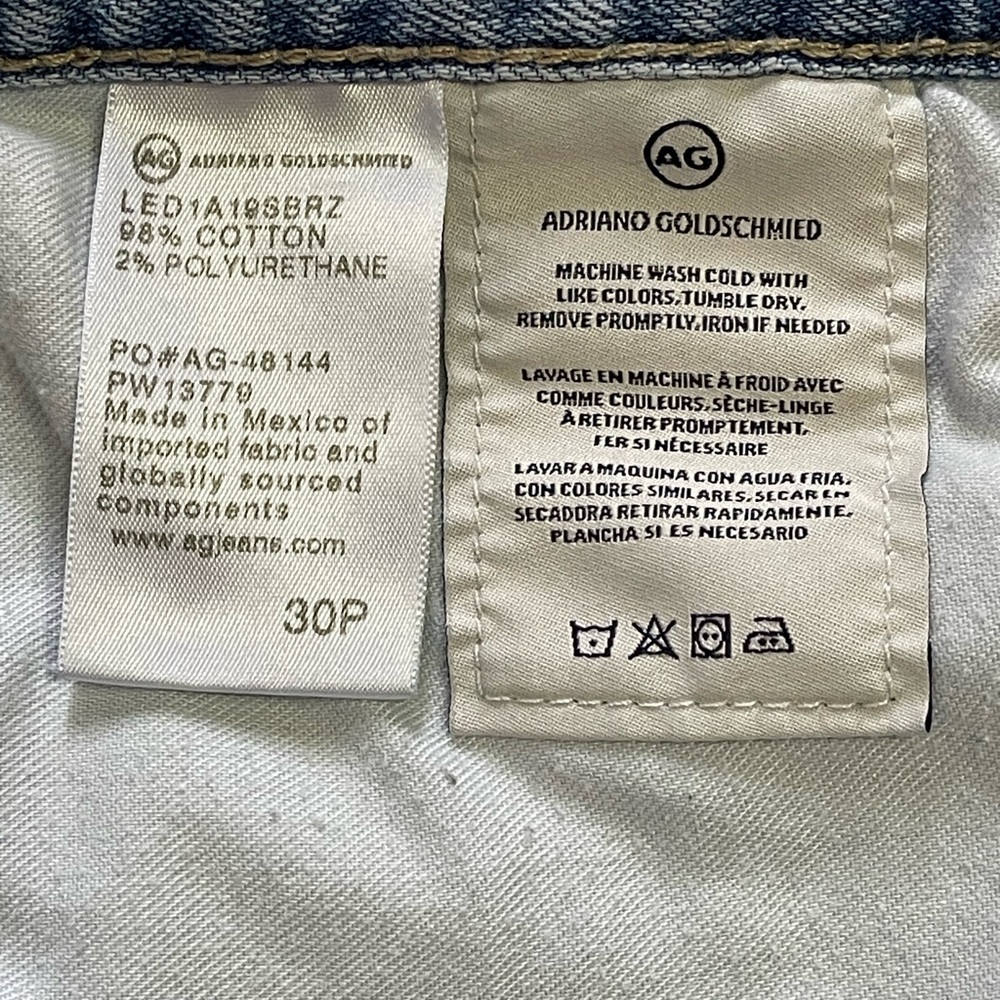 AG Jeans the Nolan Ankle Petite Relaxed Slim Distressed size 30P - Picture 5 of 7